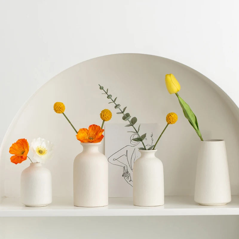 Nordic Ceramic Vase Flower Bottle White Mini Ceramics Vase for Dried Flower Living Room Decoration Home Table Decor Gift