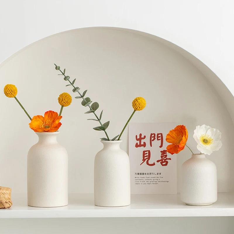 Nordic Ceramic Vase Flower Bottle White Mini Ceramics Vase for Dried Flower Living Room Decoration Home Table Decor Gift
