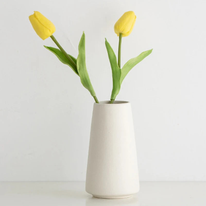 Nordic Ceramic Vase Flower Bottle White Mini Ceramics Vase for Dried Flower Living Room Decoration Home Table Decor Gift